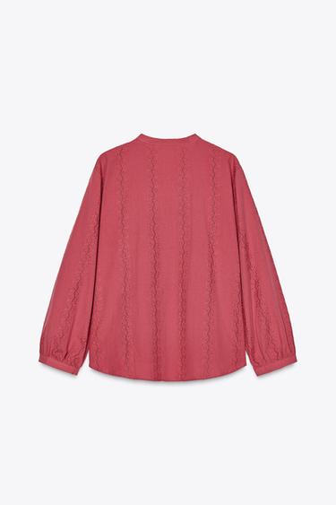 BLUSA BORDADOS PERFORADOS - MARSALA de Zara