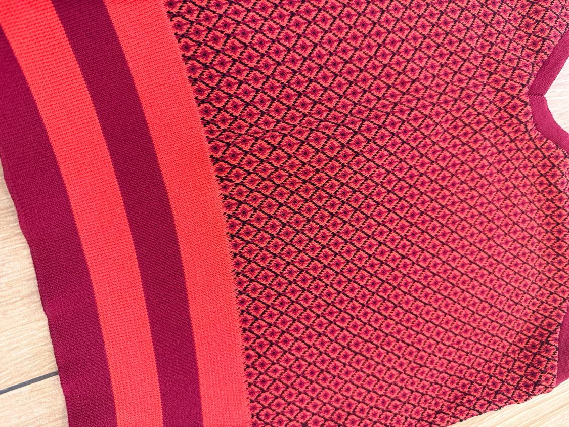 TWO-TONE TOP - Image 3
