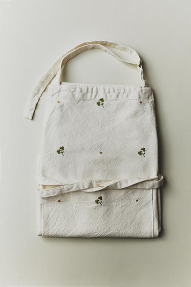 TABLIER BRODÉ TRÈFLE - Verdâtre de Zara - Image 4