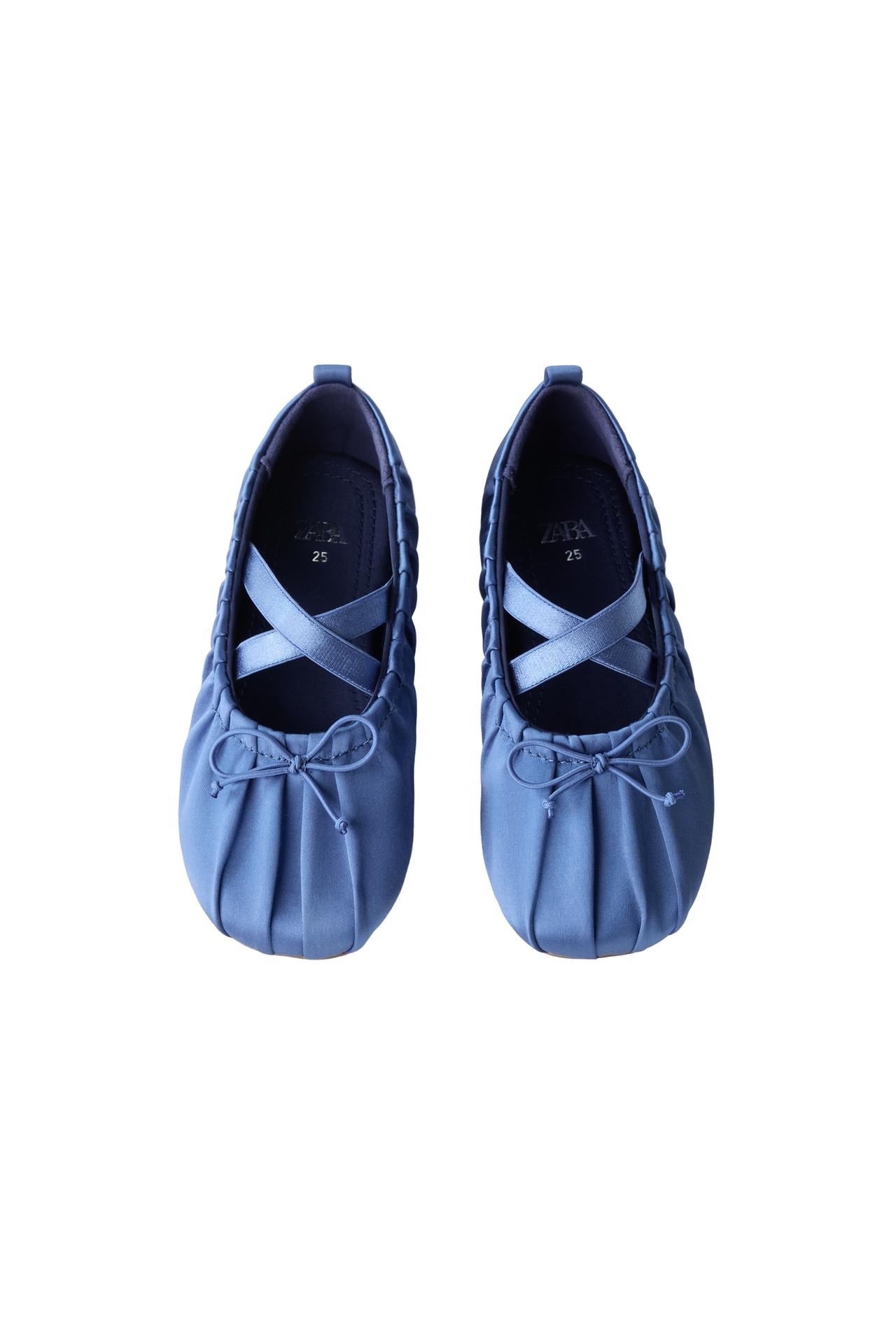 SATIN-EFFECT BALLET FLATS — Blue