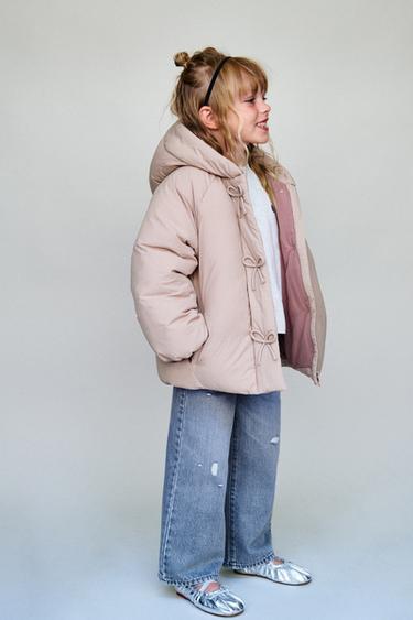 معطف مبطن مقاوم للماء بتفاصيل فيونكات - وردي by Zara