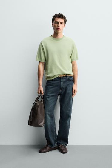 T-SHIRT AUS LEICHTEM BAUMWOLLSTRICK - Moosgrün von Zara