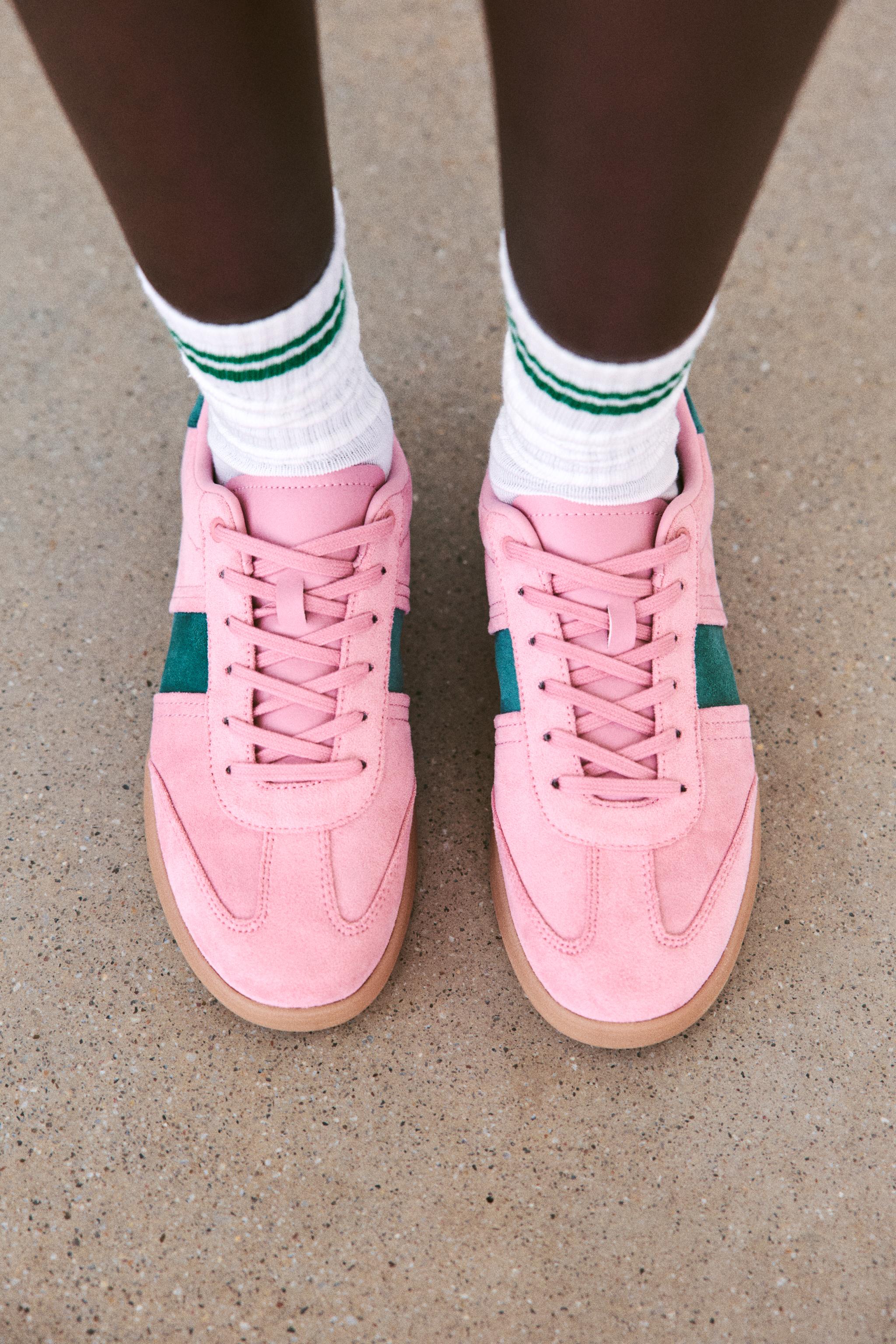 COLOUR BLOCK SNEAKERS