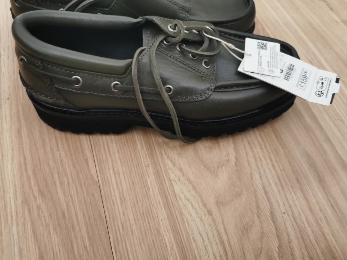 LEATHER VIBRAM® DECK SHOES - Image 3