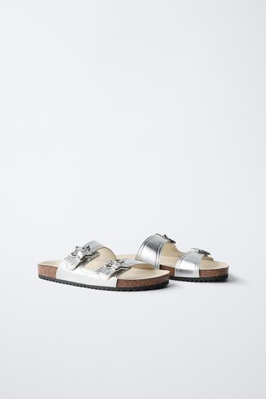 Zara METALLIC BUCKLE SANDALS - Silver