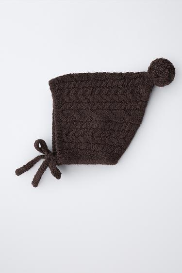 STRICKMÜTZE MIT ZOPFMUSTER UND POMMEL - Dunkelbraun von Zara