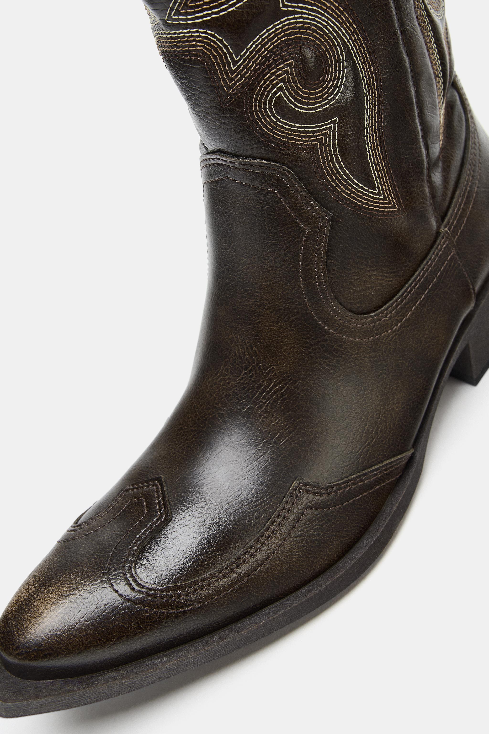 COWBOY BOOTS