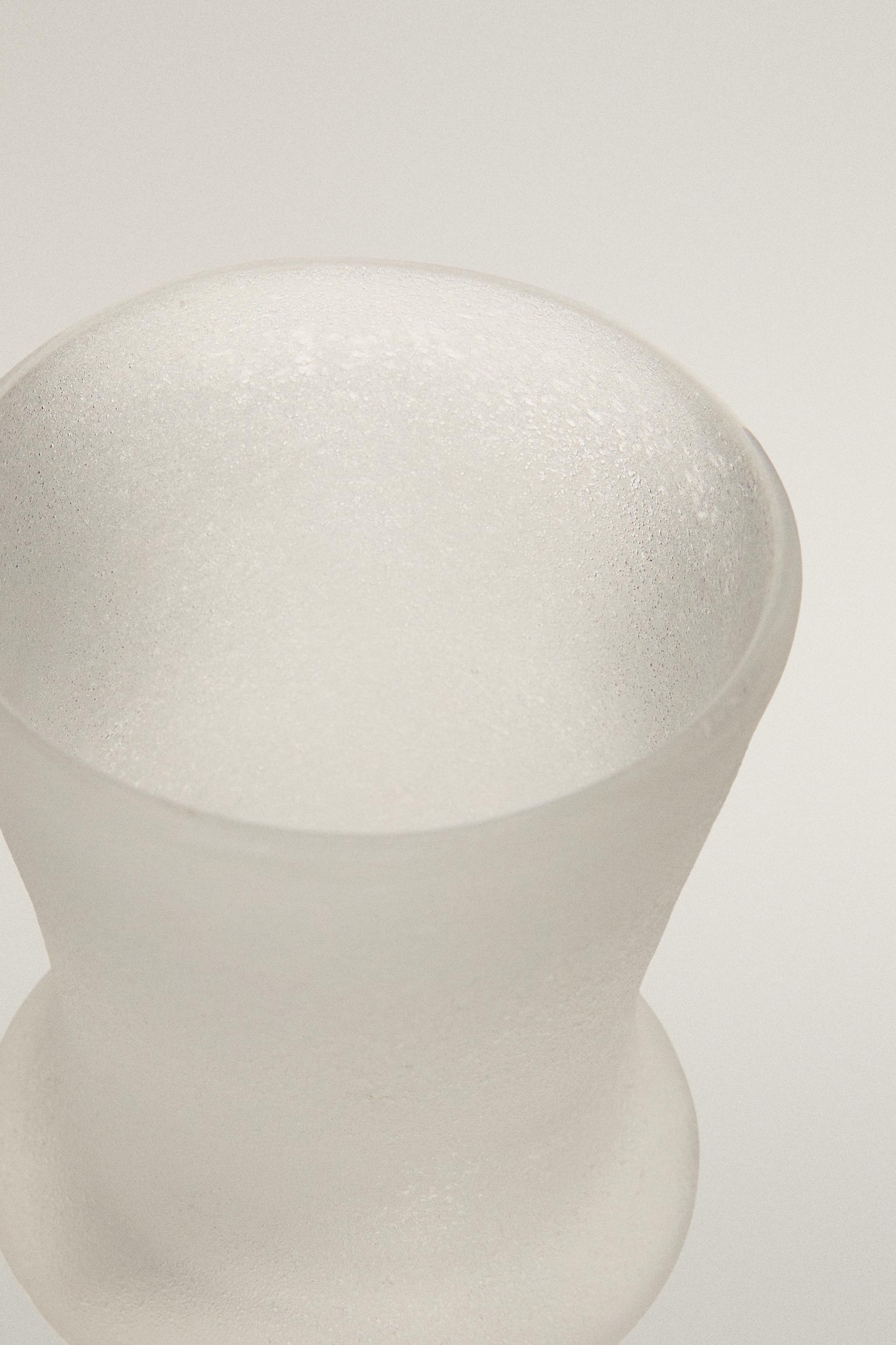 GLASS CANDLE HOLDER — White