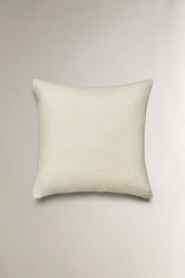HOUSSE DE COUSSIN EN POINT - Écru de Zara - Image 0