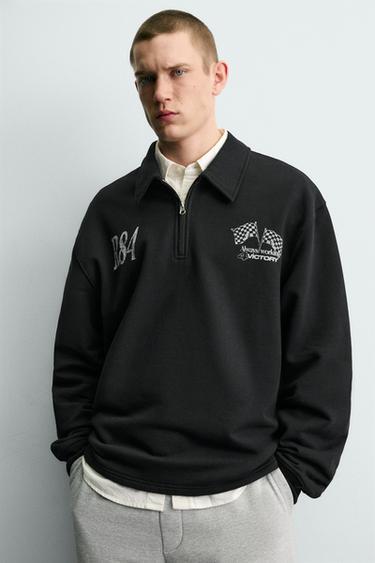 SWEAT COL ZIPPÉ INSCRIPTIONS - Noir de Zara - Image 4