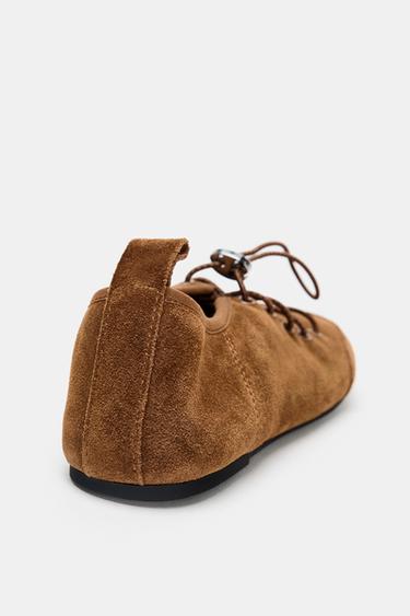 FLACHER SPORTSCHUH AUS SPALTLDER - Braun von Zara