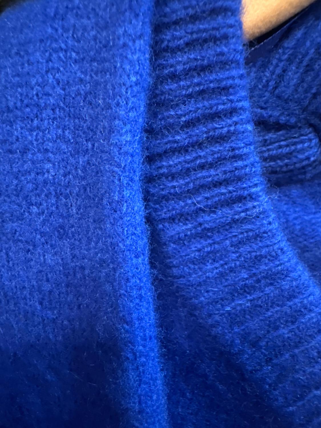 100% WOOL KNOTTED SWEATER - Image 4