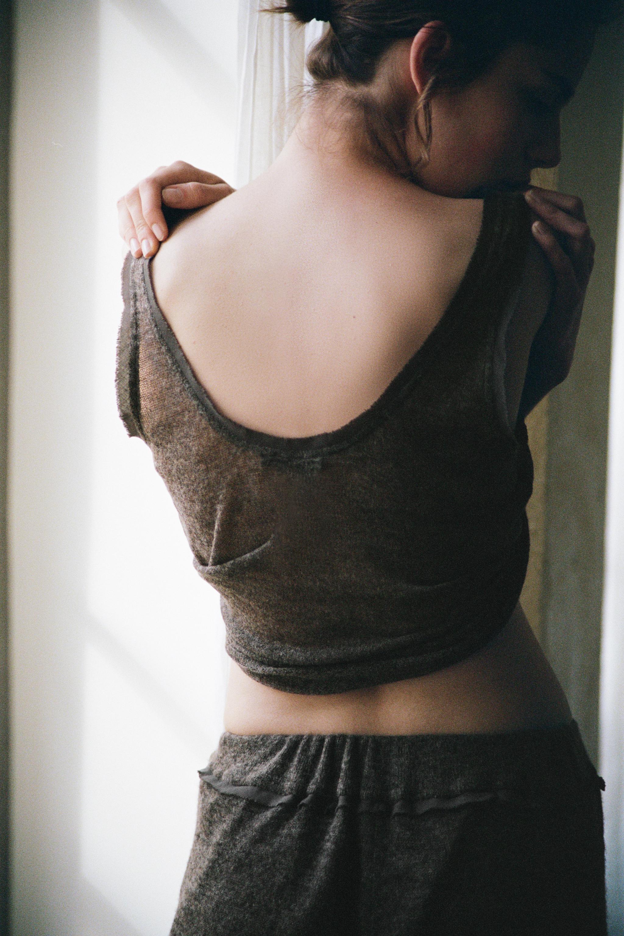 WOOL BLEND KNIT TANK TOP