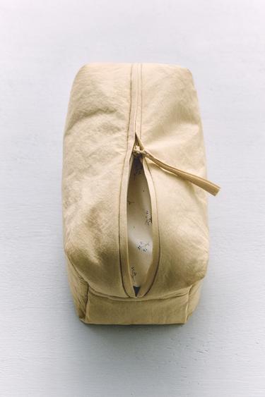 PETITE TROUSSE DE TOILETTE ENFANT FLEUR - Bis de Zara