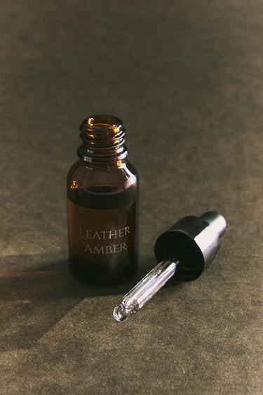 (15 ML) LEATHER AMBER ESSENTIAL OIL - Black by Zara - Image 5