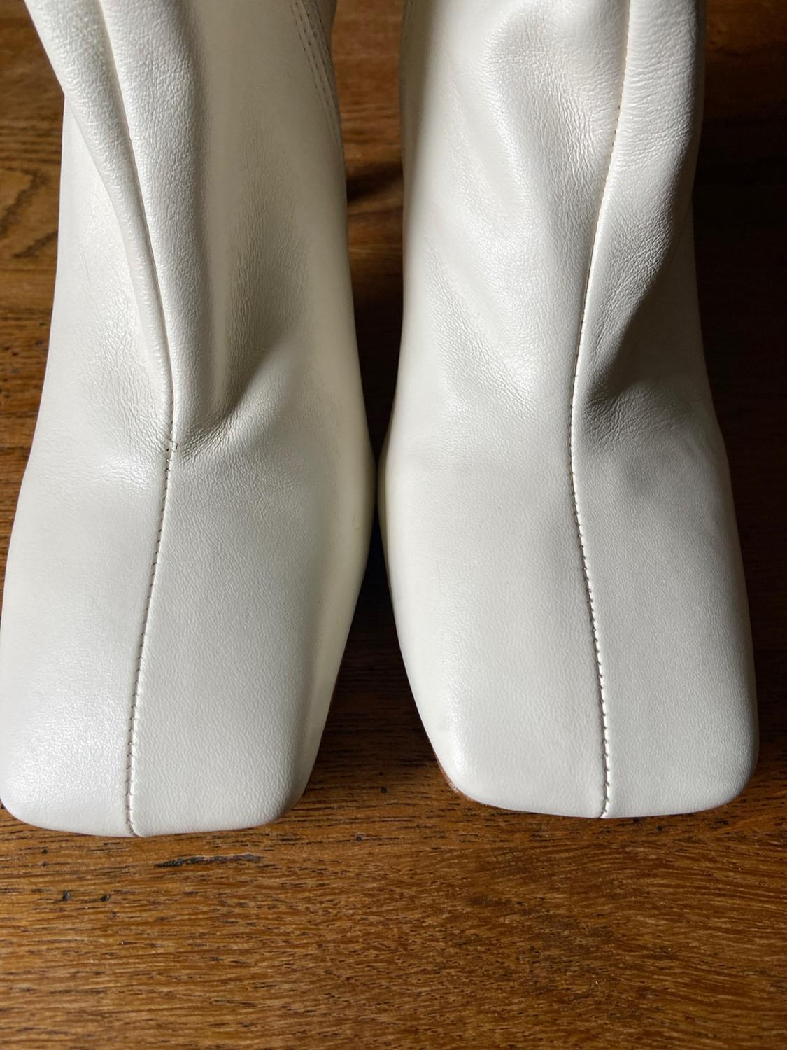 LEATHER HIGH-HEEL ANKLE BOOTS - Image 7