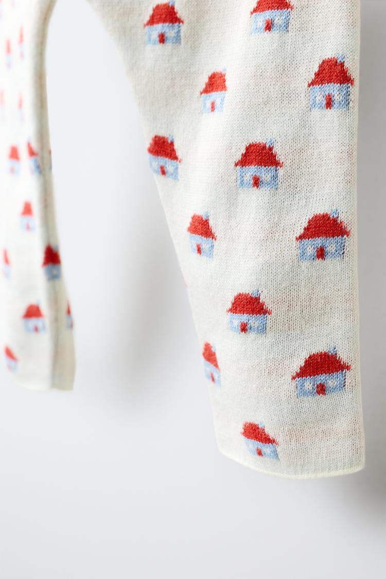 PANTALÓN DE PUNTO JACQUARD CON ESTAMPADO DE CASA 5