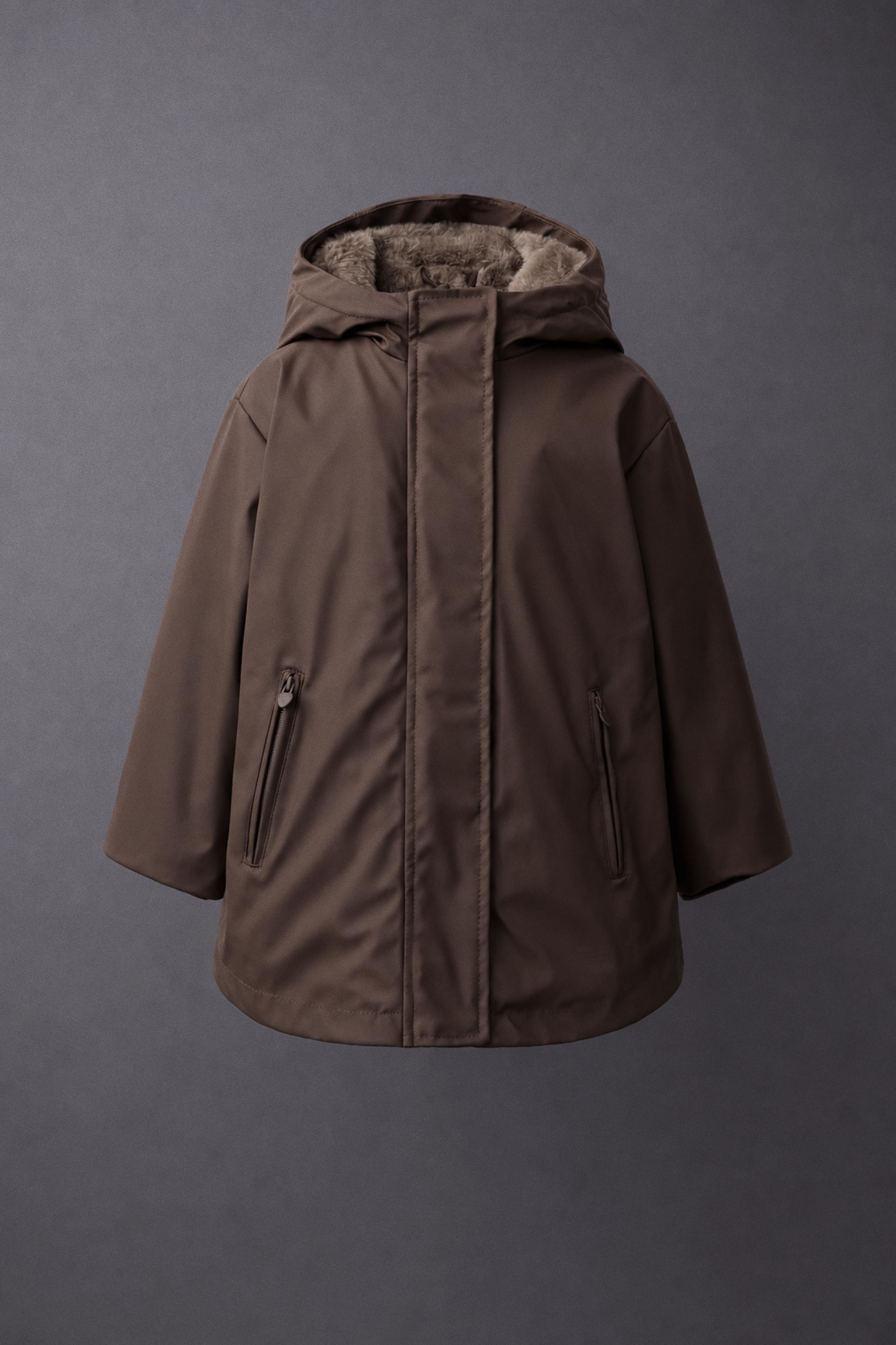 Детские куртки Zara WATER-REPELLENT RUBBERIZED FAUX-FUR LINED RAINCOAT