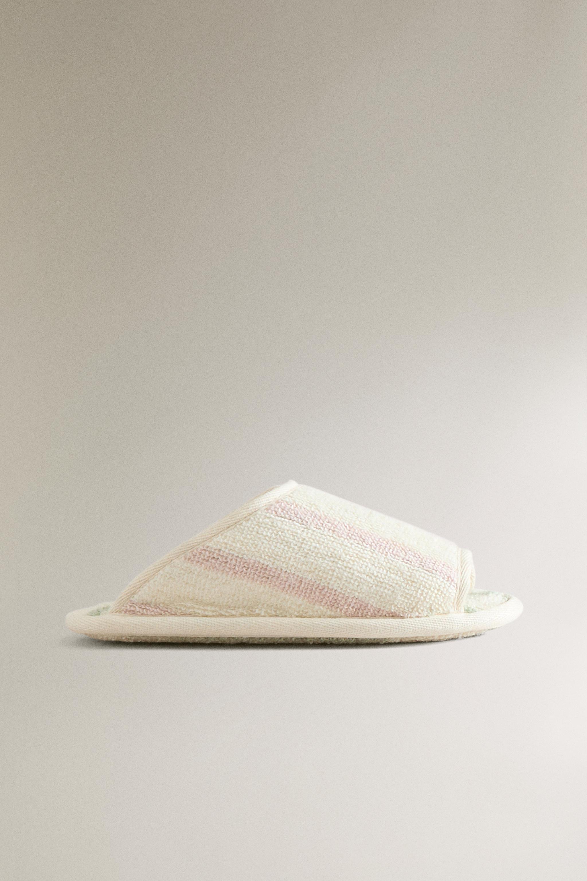 Детские тапочки Zara KIDS' STRIPED TERRY BATH SLIPPERS