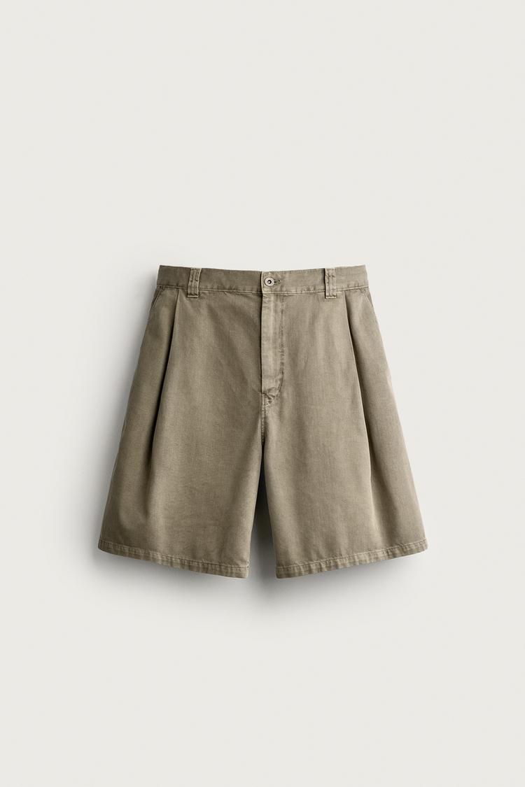 BERMUDA WIDE FIT PLIEGUES