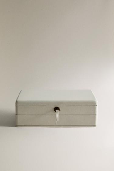 LEATHER JEWELLERY BOX WITH KEY - White by Zara