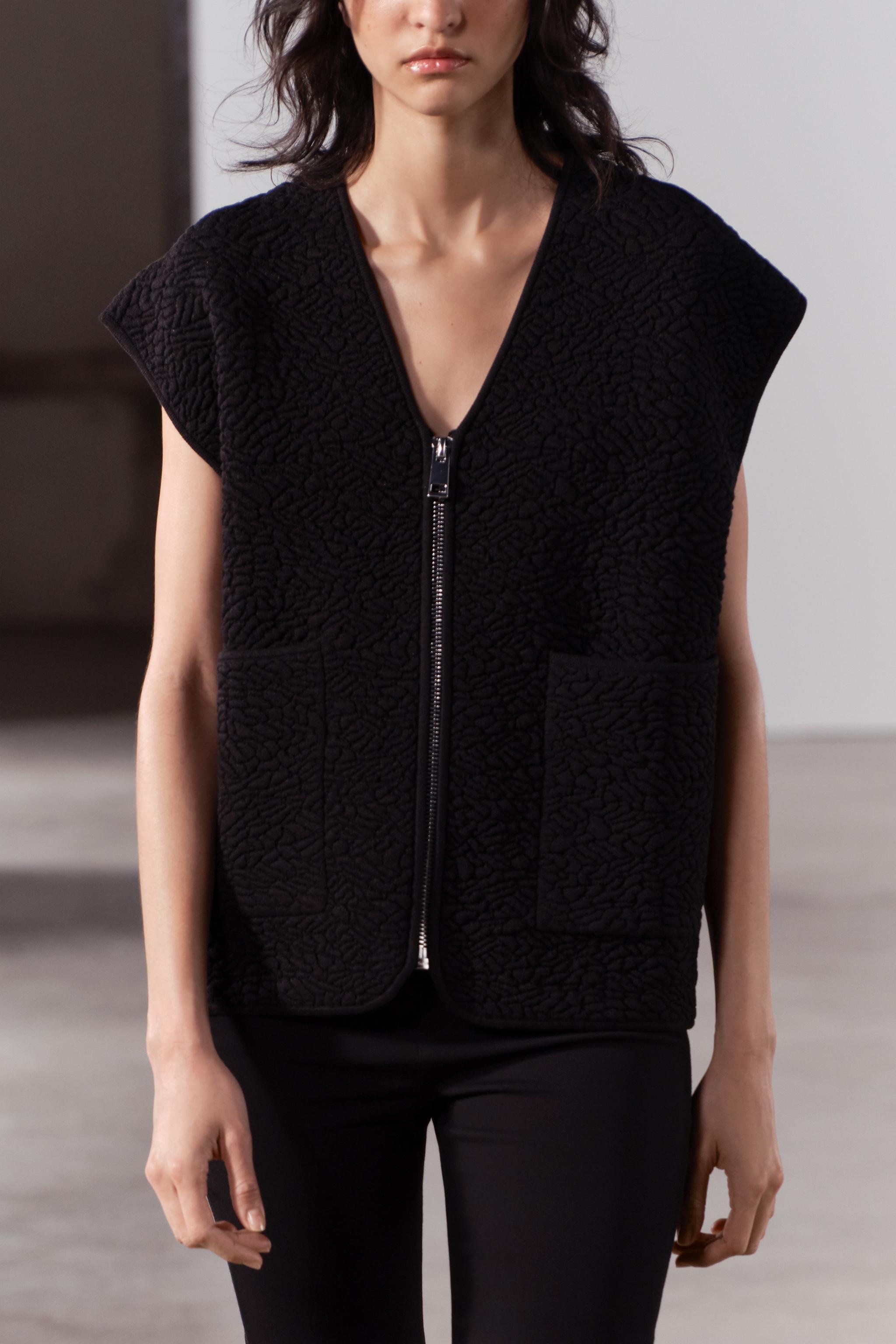 OVERSIZED JACQUARD KNIT VEST - Black | ZARA Canada