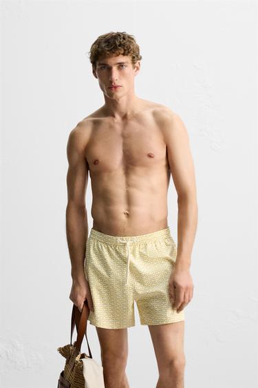 SHORT DE BAIN COUPE CLASSIQUE À IMPRIMÉ GÉOMÉTRIQUE - Vert huile de Zara - Image 1