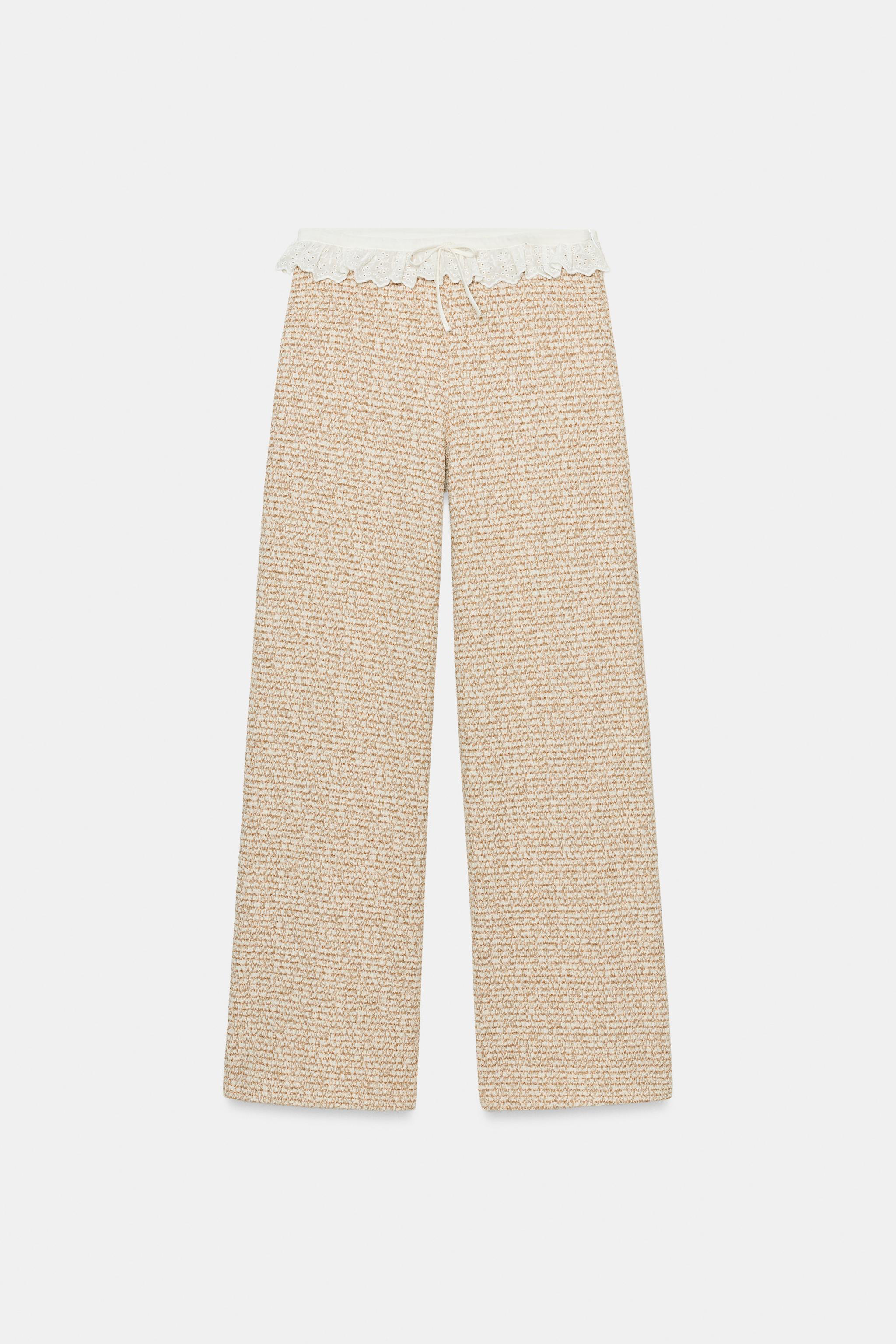 PANTALON STRUCTURÉ À VOLANTS