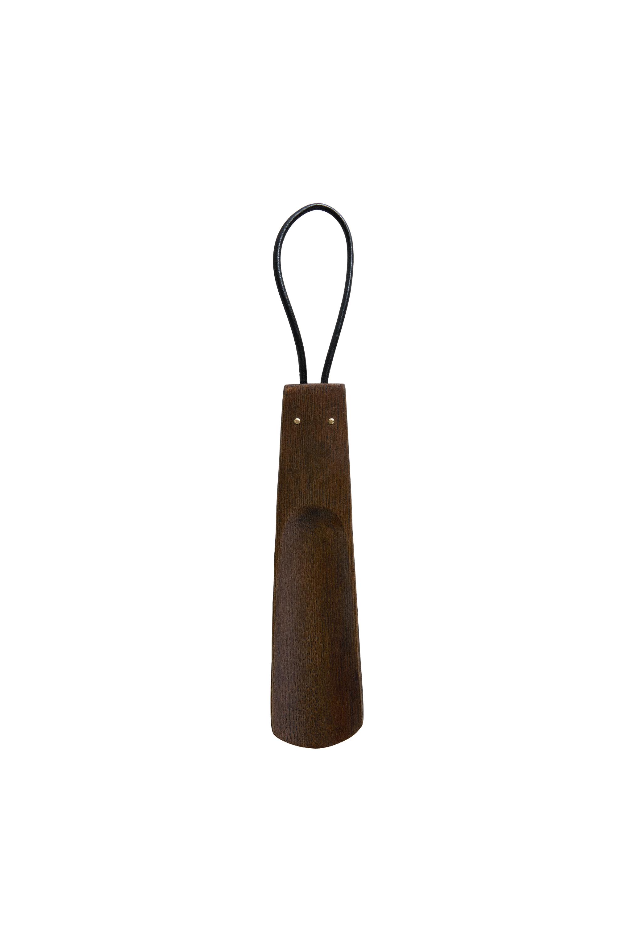 ZARA ロンググローブ 焦茶色 WOODEN SHOEHORN WITH CORD - Brown | ZARA United States
