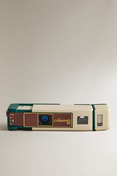 LOMOGRAPHY LOMOMATIC 110カメラマルチカラーZaraのLOMOGRAPHY LOMOMATIC 110カメラ - マルチカラー