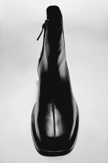 TOPSTITCHED BOOTS - Black by Zara