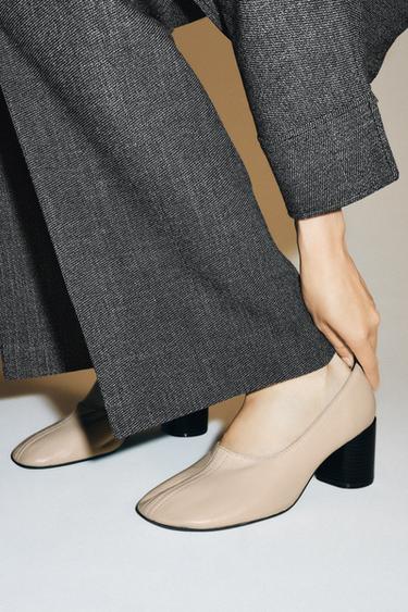Zara LEATHER HEEL SHOES - Off White