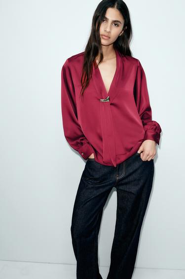 SATIN BLOUSE WITH METAL DETAIL - Mid-red by Zara