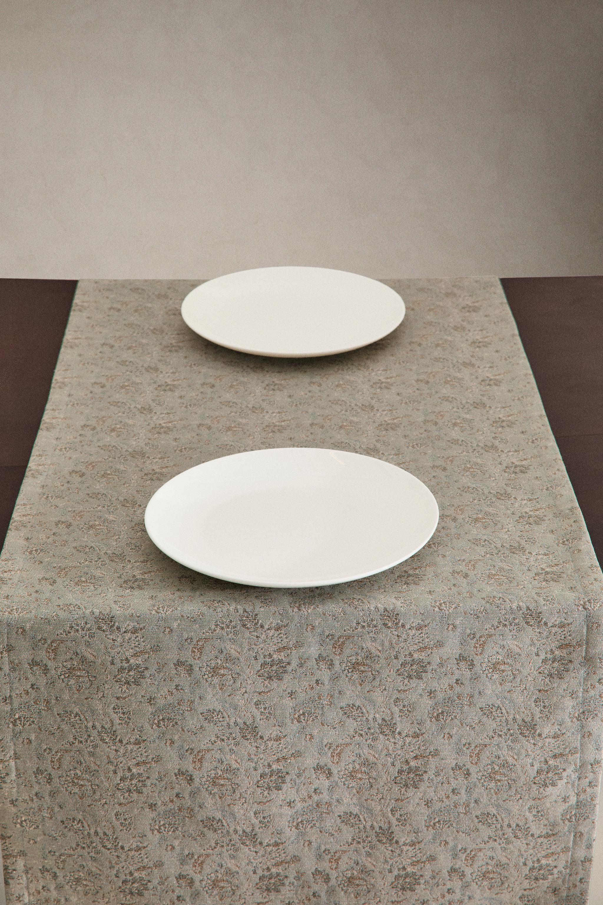 CHEMIN DE TABLE JACQUARD FLEUR