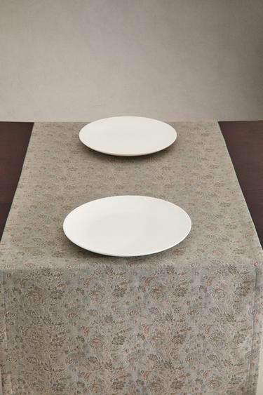 FLORAL JACQUARD TABLE RUNNER - Blue green by Zara - Image 1