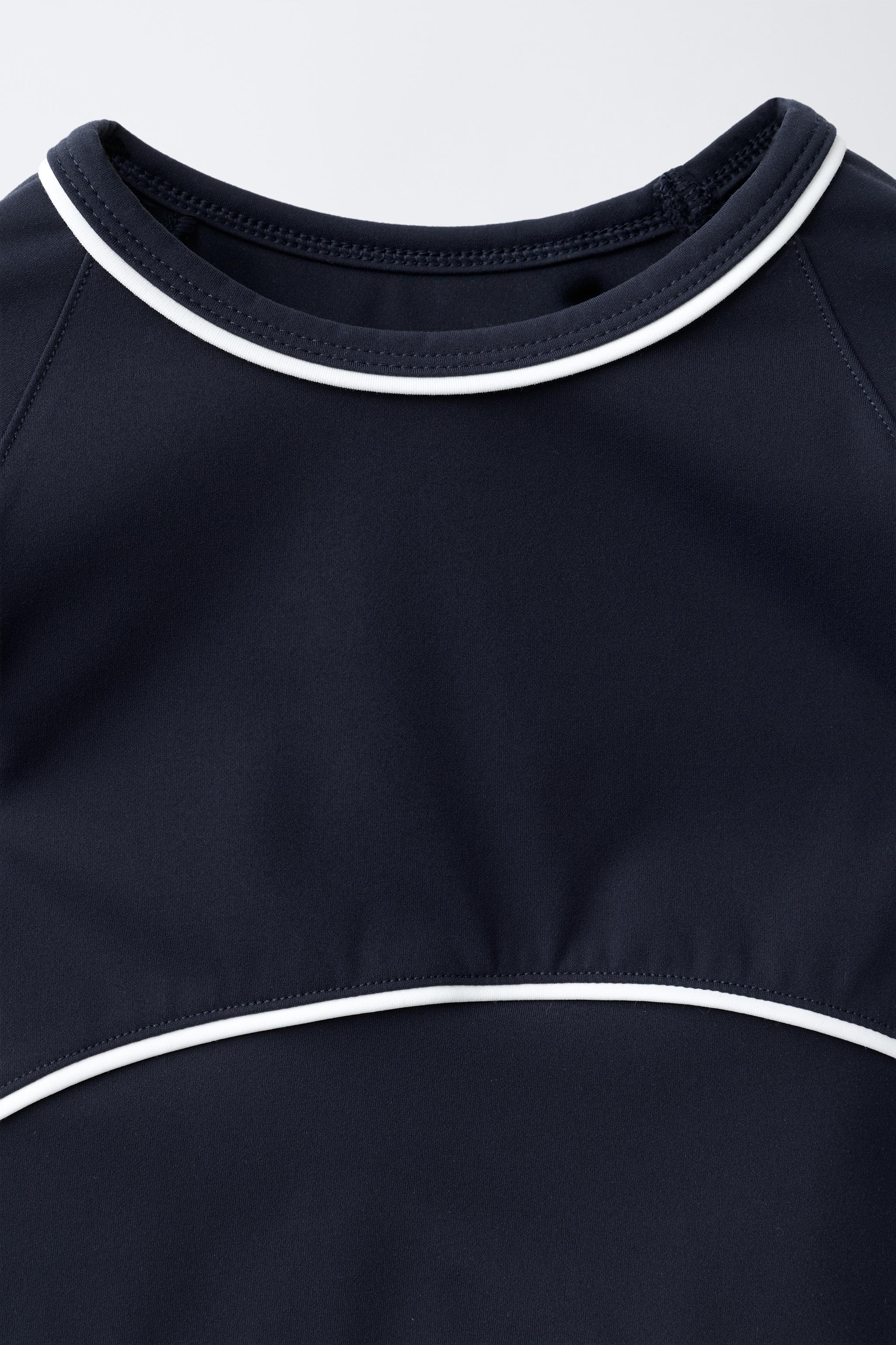 SPORTY CONTRAST PIPING T-SHIRT