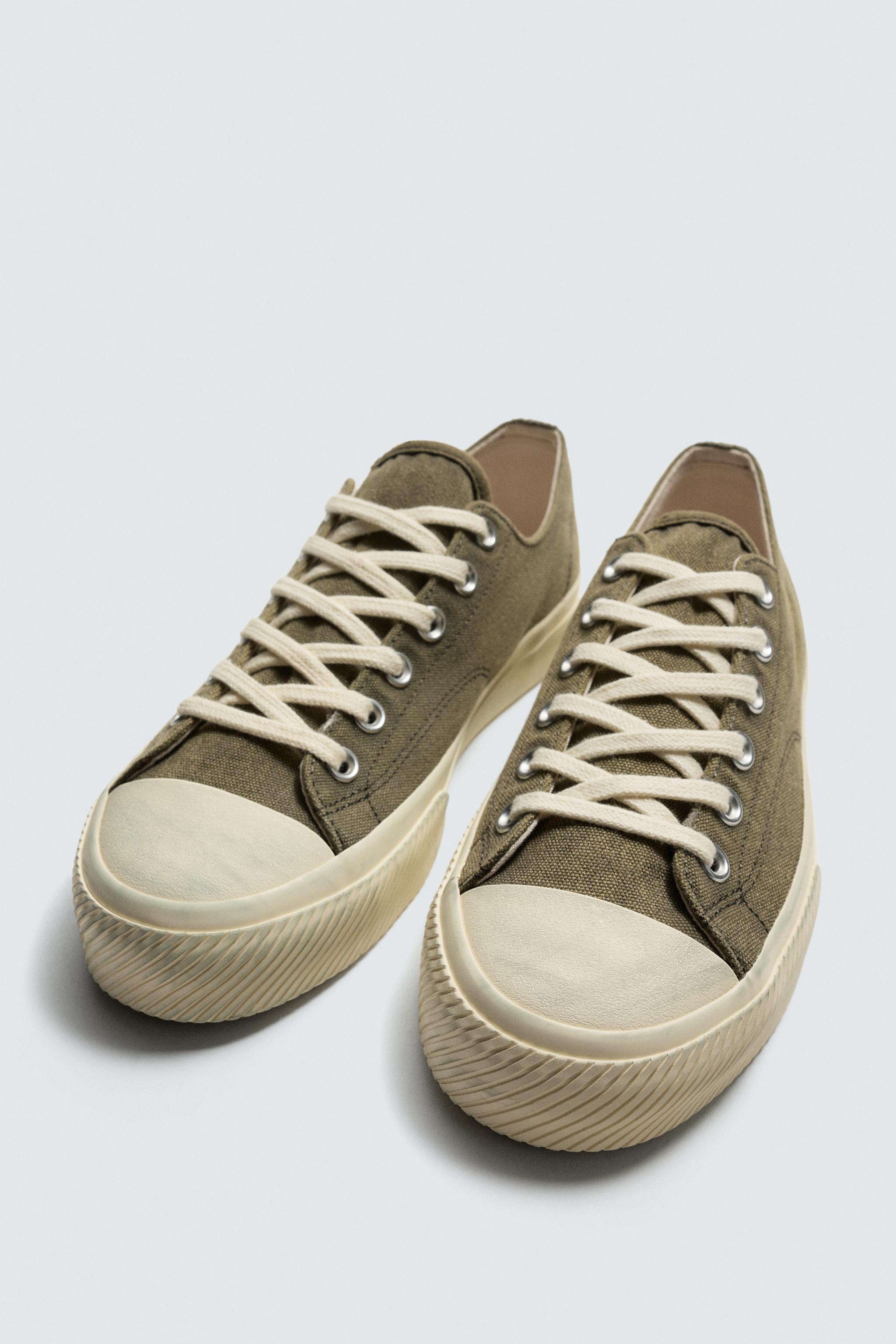 美品✨️ オンスニーカー ファブリック カーキ レディース 24cm相当 GAP ギャップ スニーカー メンズ レディース スリッポン 2WAY
