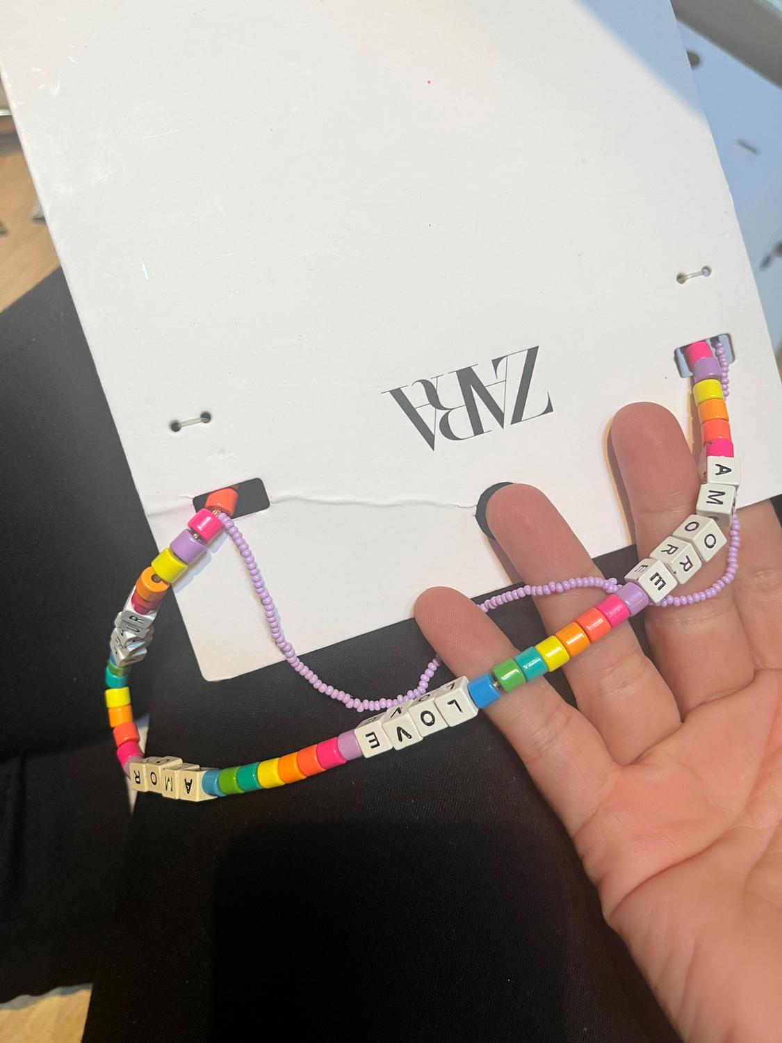 PACK OF BEAD NECKLACES - Image 2