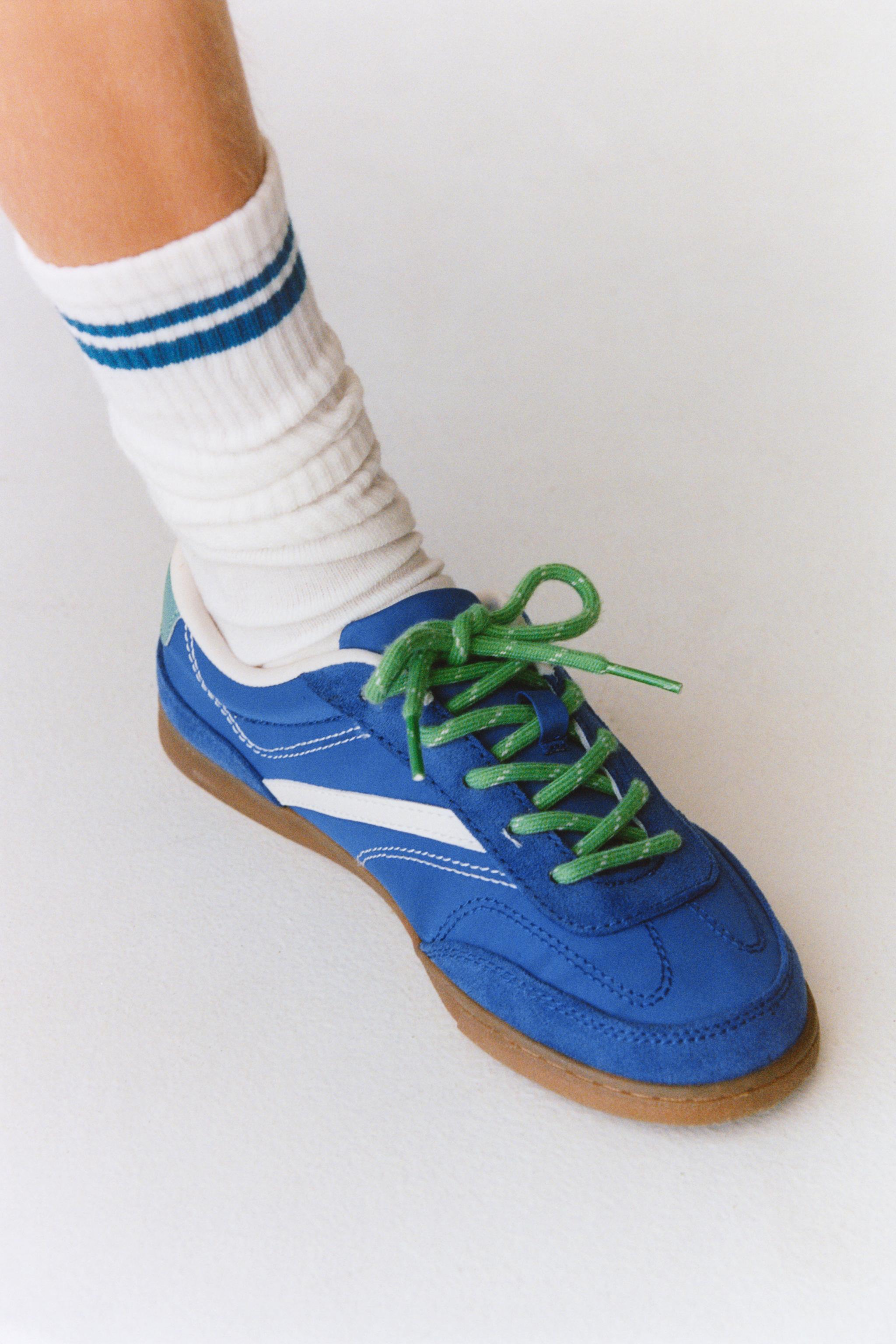 RETRO SNEAKERS — Blue