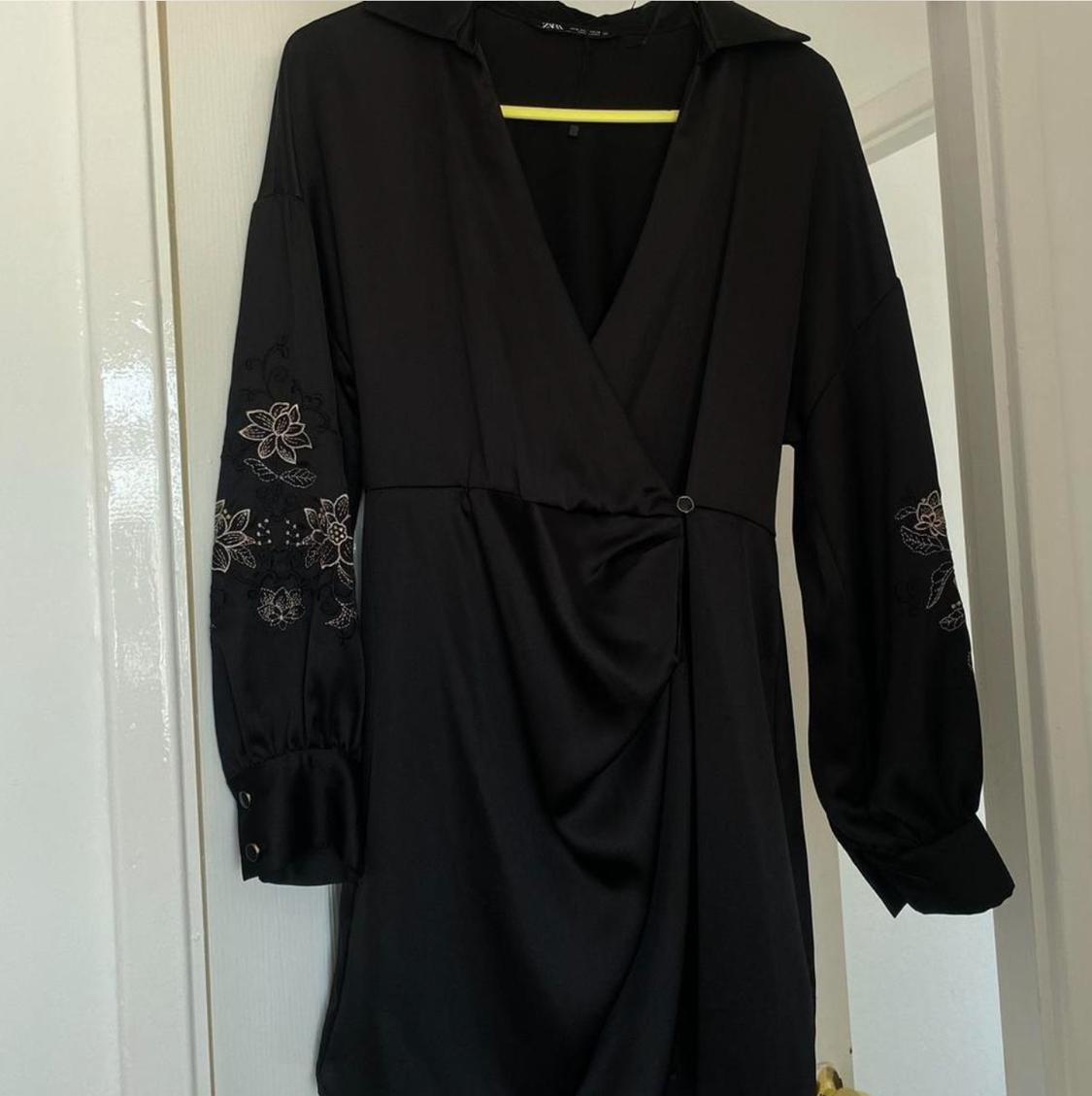 SATIN DRESS WITH EMBROIDERED SLEEVES