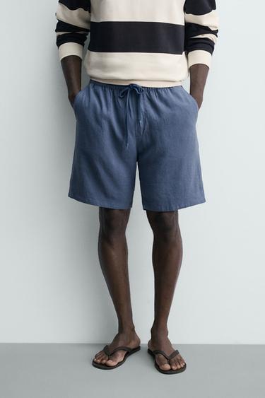 Zara VISCOSE LINEN BLEND RELAXED FIT SHORTS - Light blue