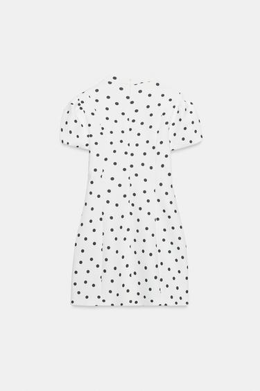 KURZES KLEID MIT TUPFEN - Weiß / Schwarz von Zara