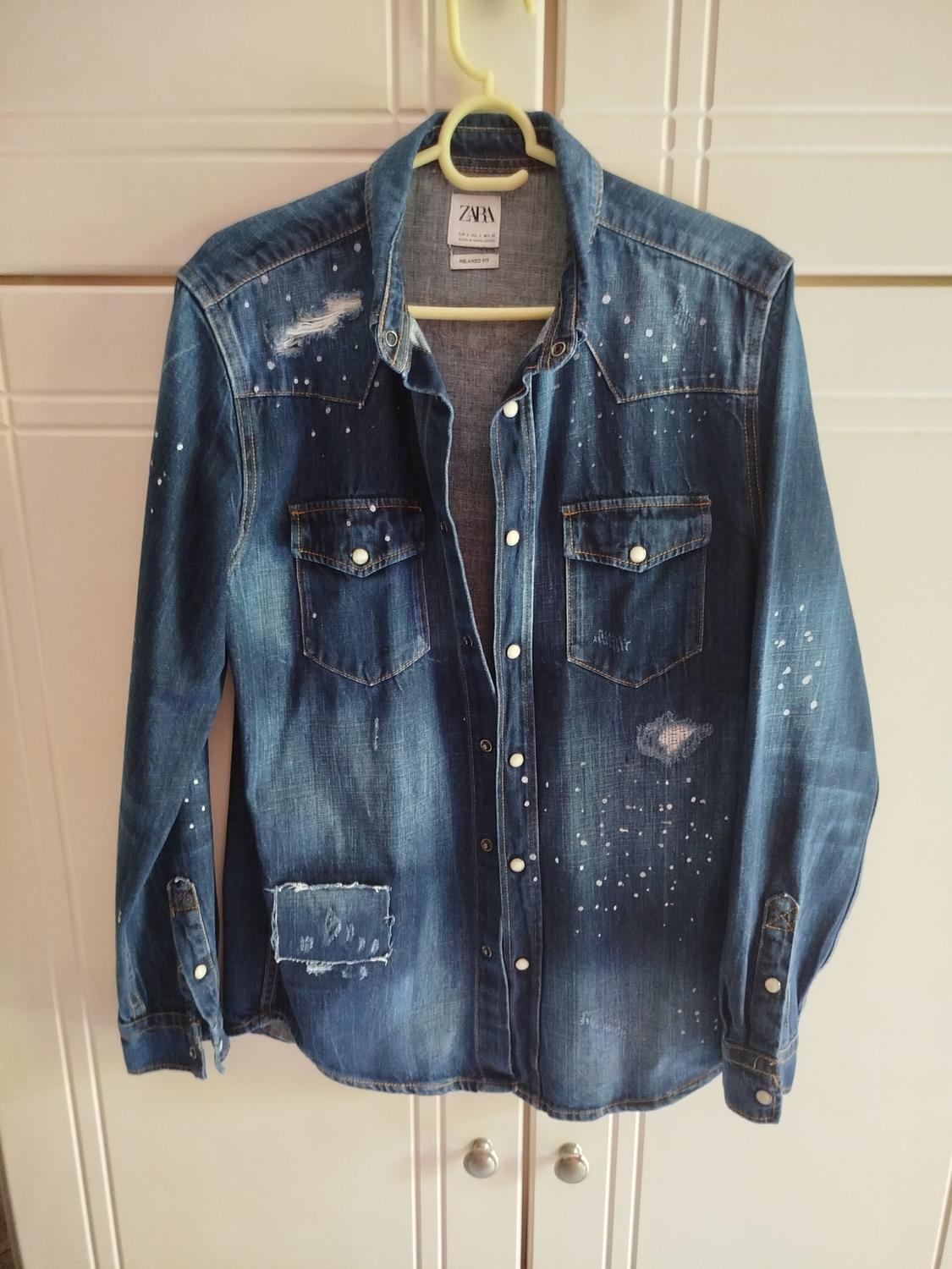 DENIM OVERSHIRT WITH PAINT SPLATTER DETAIL