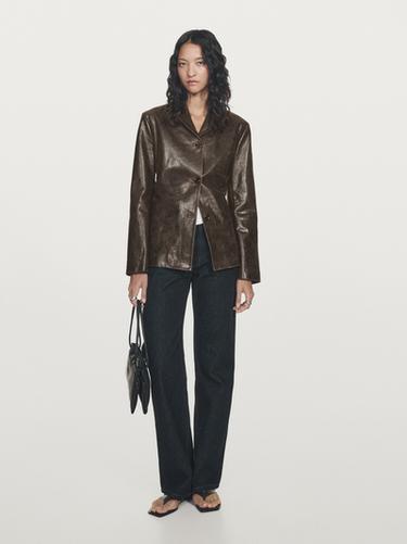 Americana piel napa acabado envejecido - Marrón de Zara