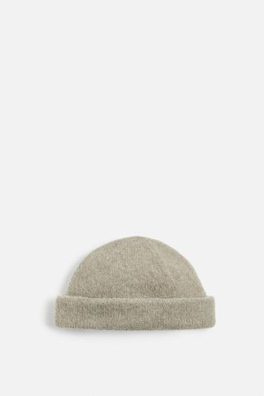 SHORT KNIT BEANIE WITH ALPACA - Light green by Zara