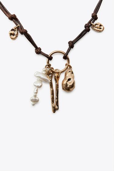 LOT DE 3 COLLIERS MÉDAILLES ET PERLES - Doré de Zara - Image 4
