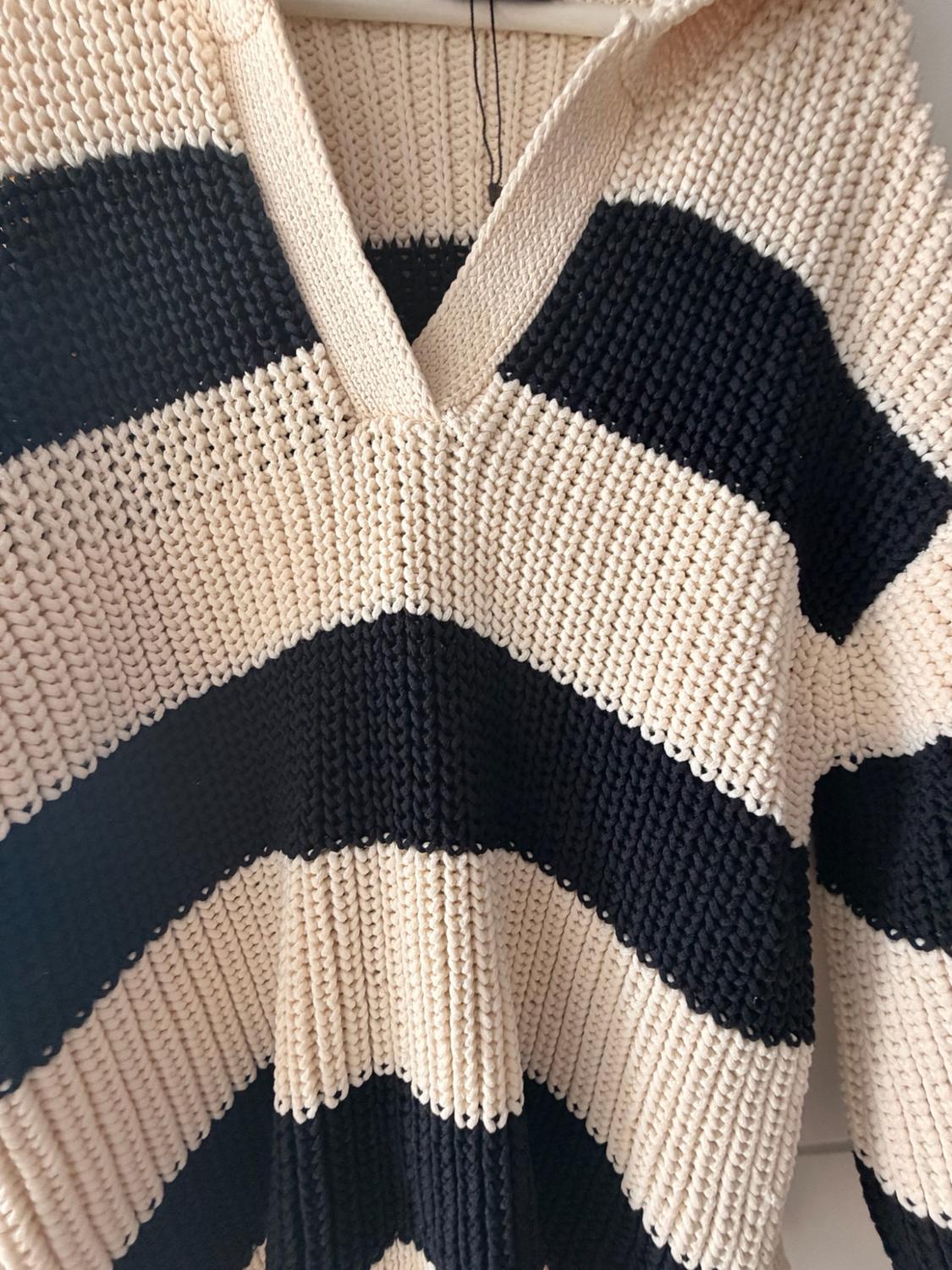 STRIPED OVERSIZE KNIT SWEATER - Image 5