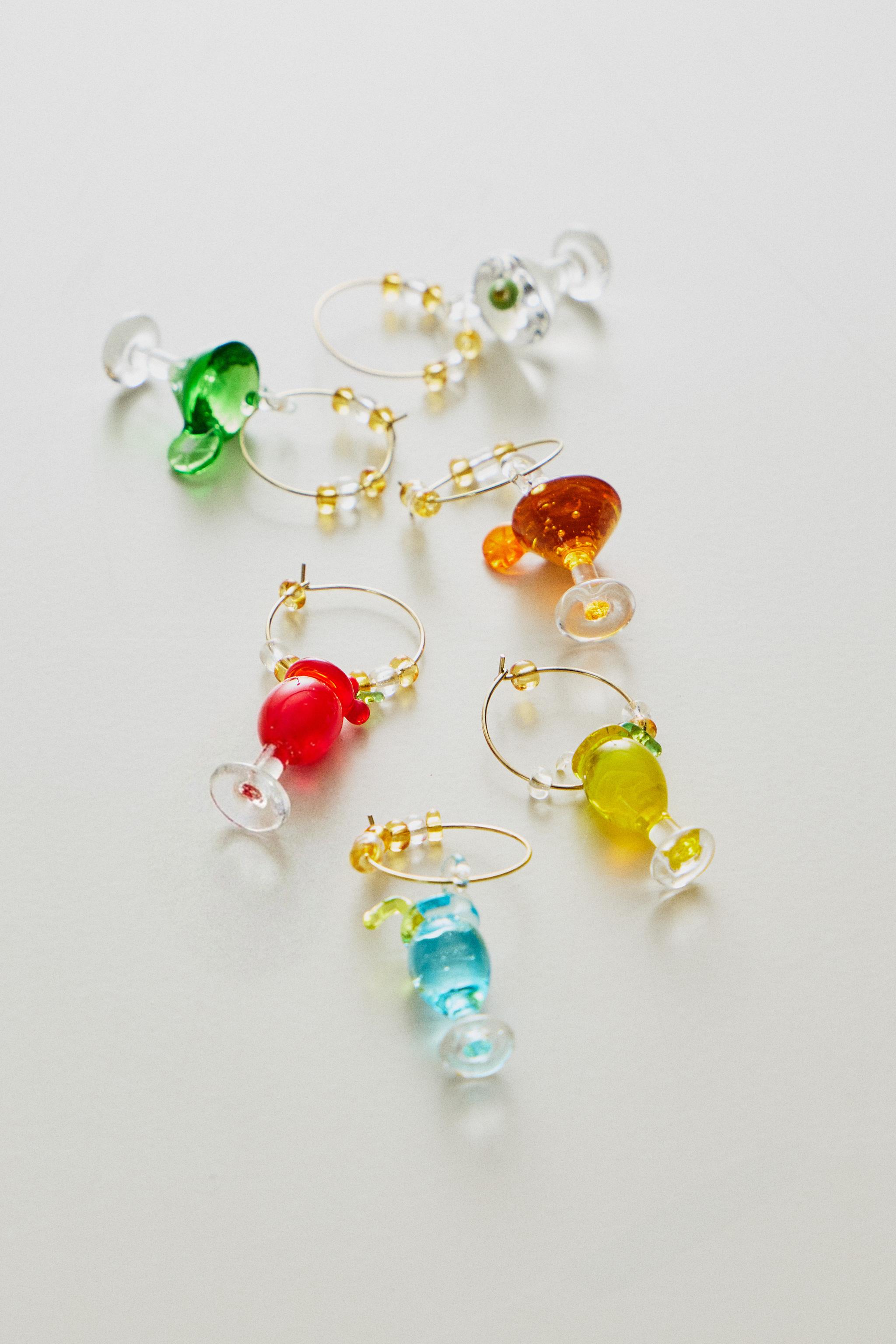 SET OF COCKTAIL GLASS CHARMS (SET OF 6) — yellow