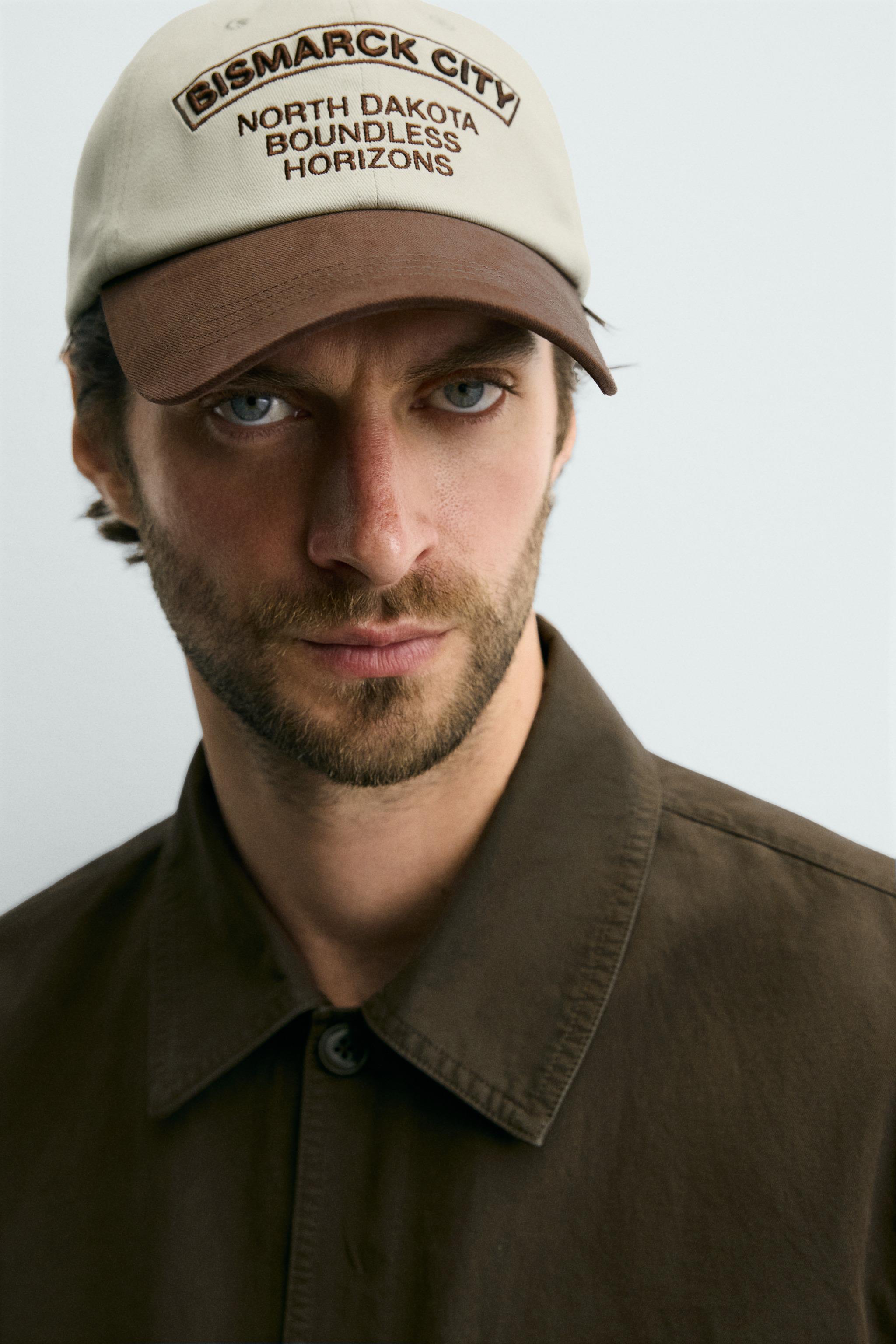 CASQUETTE À INSCRIPTION BRODÉE