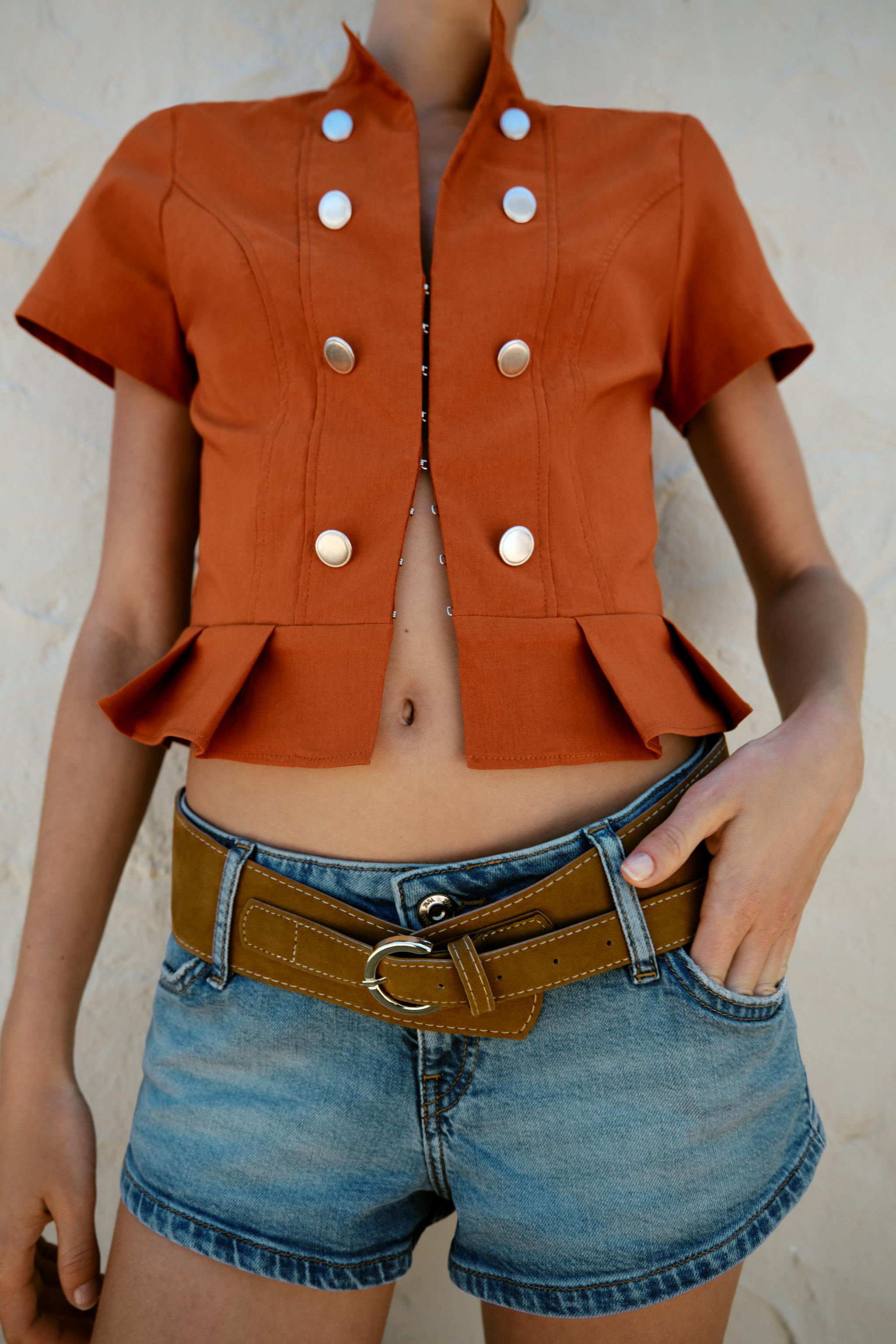 SHORT SLEEVE BUTTON TOP — Terracotta